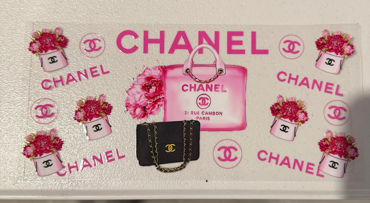 Channel purse