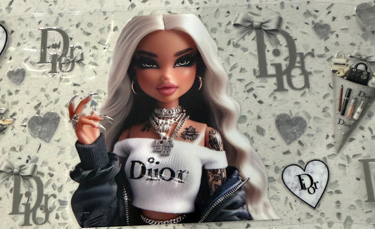 Dior girl